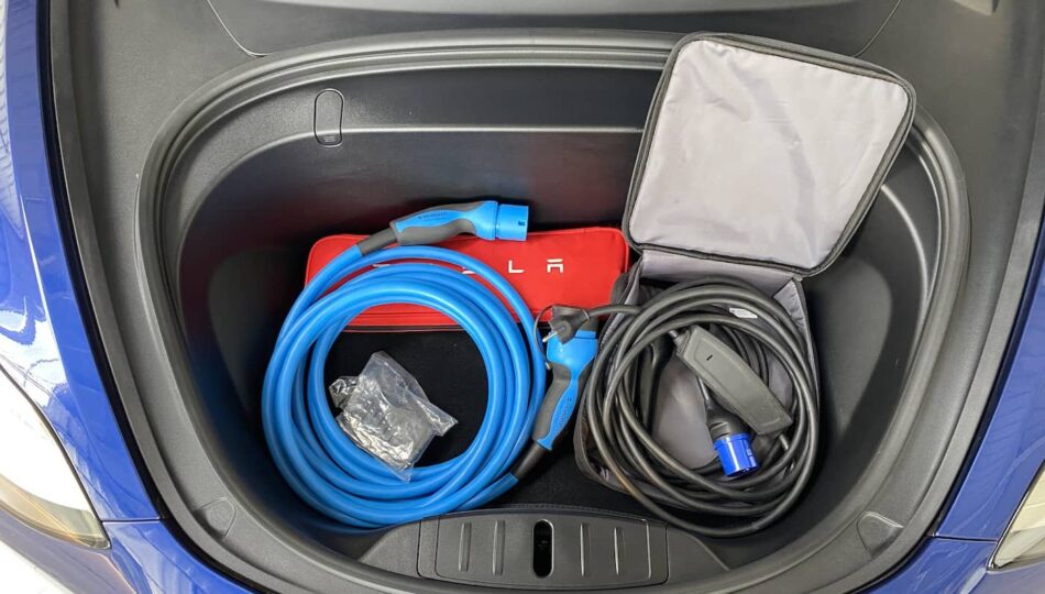 Cables de recharge - Tesla Model 3 Long Range Dual Motor FSD